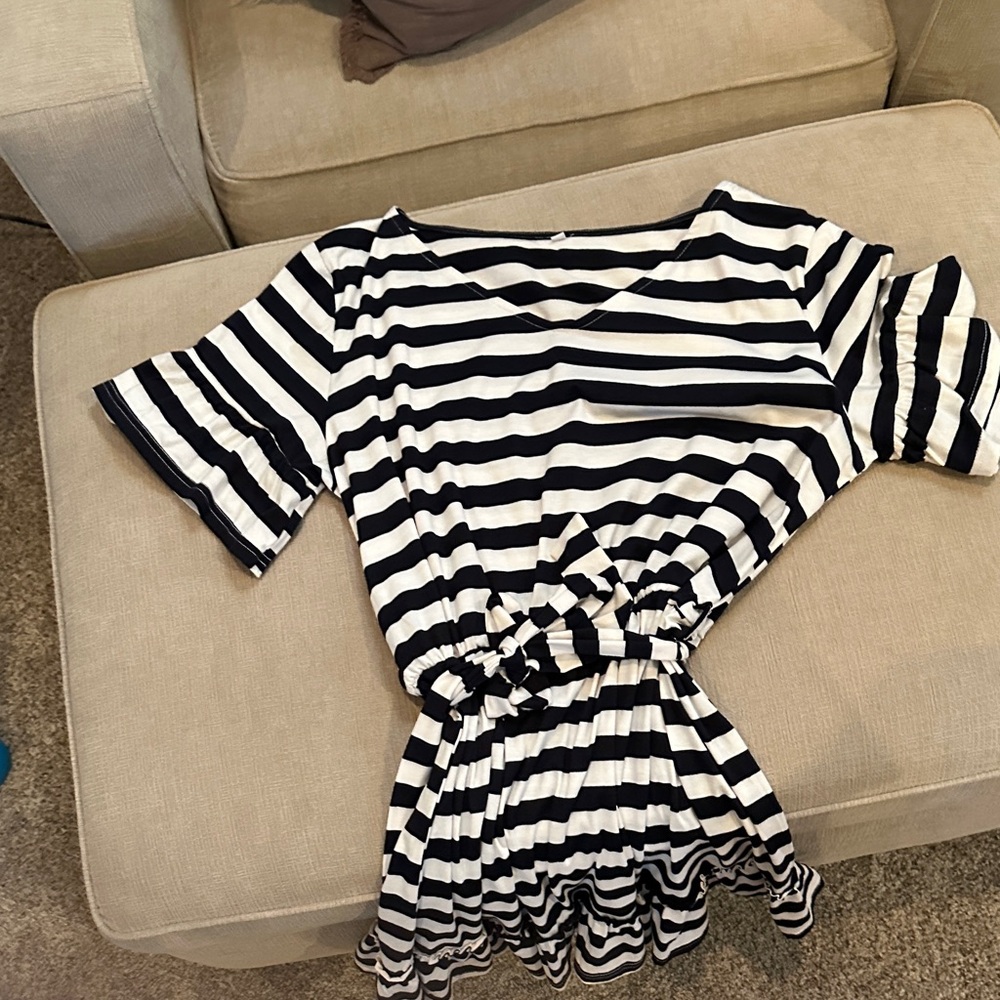 Striped and Patterned 2x Dresses Collection - Picture 4 of 5